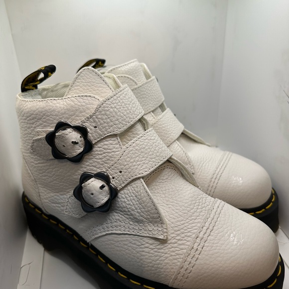 Dr Martens Black And White Shoes Oxford Shoes Dr Martens Black